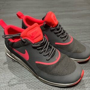 Nike Black and Red Athletic Shoes